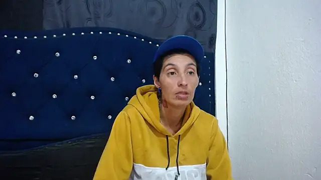 Snapshot of anyu1306 chatting on February 2025 12:07:01 AM anyu1306 online show from February 2025 12:07:01 AM