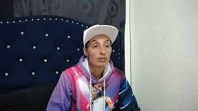 Snapshot of anyu1306 chatting on March 2025 02:26:01 AM anyu1306 online show from March 2025 02:26:01 AM