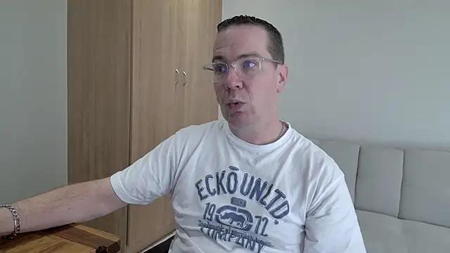 Snapshot of BrettJ81 chatting on May 2026 01:50:02 PM BrettJ81 online show from May 2026 01:50:02 PM