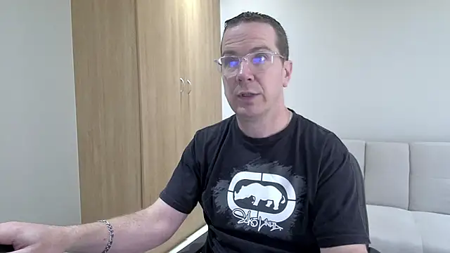 Snapshot of BrettJ81 chatting on May 2026 02:24:02 PM BrettJ81 online show from May 2026 02:24:02 PM