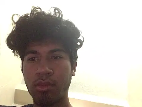 Snapshot of Mangopitudo chatting on January 2025 04:52:01 PM Mangopitudo online show from January 2025 04:52:01 PM