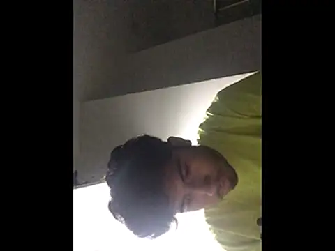 Snapshot of Mangopitudo chatting on October 2025 09:32:01 AM Mangopitudo online show from October 2025 09:32:01 AM