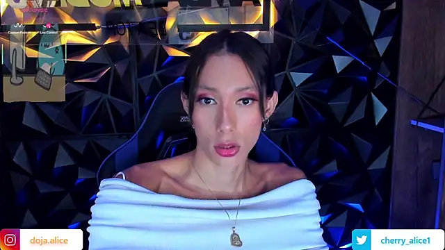 alicee salvatore online show from February 2026 02:10:01 PM