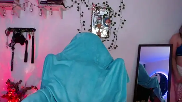 Eve Blue77 online show from November 2025 12:53:01 AM