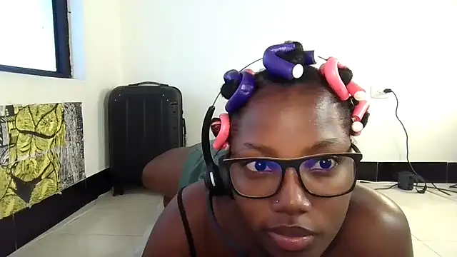 Ashaichious online show from November 2025 08:08:02 PM