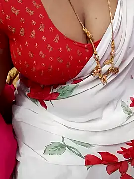 Snapshot of Tamil_Rathi chatting on January 2025 04:23:02 AM Tamil Rathi online show from January 2025 04:23:02 AM