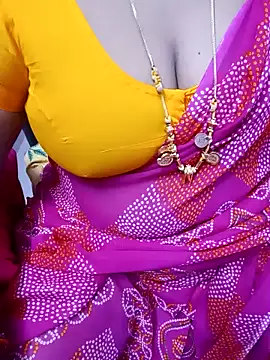 Snapshot of Tamil_Rathi chatting on January 2025 05:23:02 PM Tamil Rathi online show from January 2025 05:23:02 PM