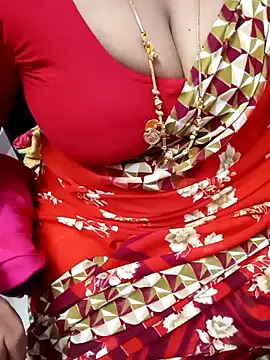 Snapshot of Tamil_Rathi chatting on February 2025 11:13:01 PM Tamil Rathi online show from February 2025 11:13:01 PM