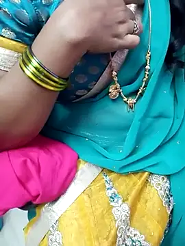 Snapshot of Tamil_Rathi chatting on February 2025 09:43:01 PM Tamil Rathi online show from February 2025 09:43:01 PM