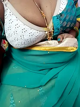 Snapshot of Tamil_Rathi chatting on February 2025 12:48:01 AM Tamil Rathi online show from February 2025 12:48:01 AM