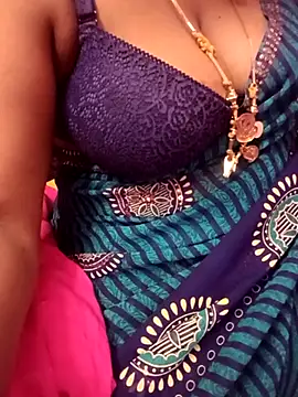 Snapshot of Tamil_Rathi chatting on February 2025 12:04:02 AM Tamil Rathi online show from February 2025 12:04:02 AM