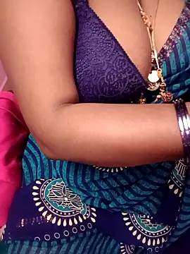 Snapshot of Tamil_Rathi chatting on February 2025 07:54:02 AM Tamil Rathi online show from February 2025 07:54:02 AM