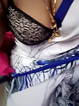 Snapshot of Tamil_Rathi chatting on February 2025 07:38:01 PM Tamil Rathi online show from February 2025 07:38:01 PM