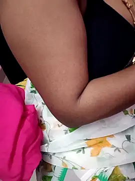 Snapshot of Tamil_Rathi chatting on February 2025 04:26:02 PM Tamil Rathi online show from February 2025 04:26:02 PM