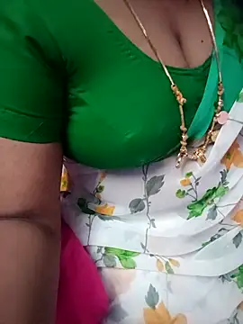 Snapshot of Tamil_Rathi chatting on February 2025 01:44:02 AM Tamil Rathi online show from February 2025 01:44:02 AM