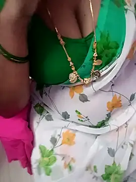 Snapshot of Tamil_Rathi chatting on February 2025 05:12:02 AM Tamil Rathi online show from February 2025 05:12:02 AM