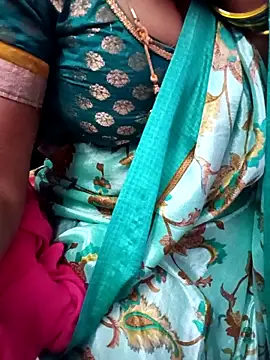 Snapshot of Tamil_Rathi chatting on March 2025 04:21:01 AM Tamil Rathi online show from March 2025 04:21:01 AM