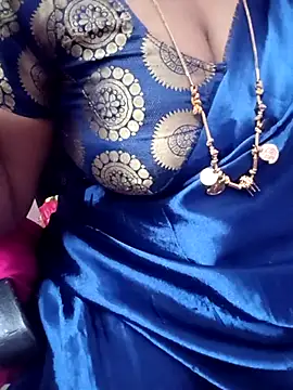 Snapshot of Tamil_Rathi chatting on March 2025 08:31:02 PM Tamil Rathi online show from March 2025 08:31:02 PM