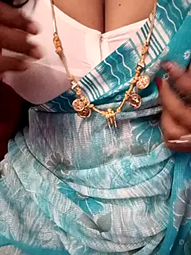 Snapshot of Tamil_Rathi chatting on March 2025 02:56:01 PM Tamil Rathi online show from March 2025 02:56:01 PM