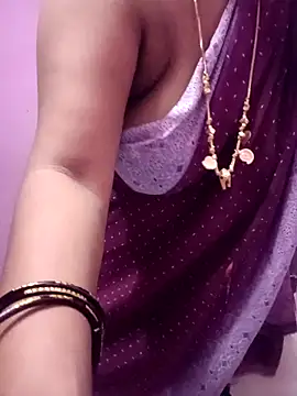 Snapshot of Tamil_Rathi chatting on March 2025 07:27:01 PM Tamil Rathi online show from March 2025 07:27:01 PM