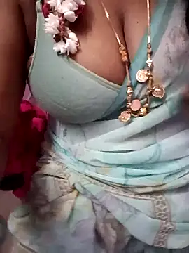 Snapshot of Tamil_Rathi chatting on March 2025 06:15:02 PM Tamil Rathi online show from March 2025 06:15:02 PM