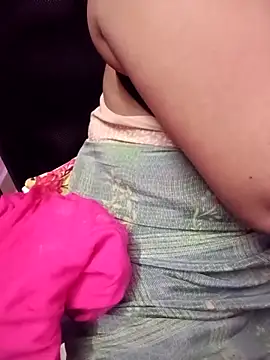 Snapshot of Tamil_Rathi chatting on March 2025 03:40:01 PM Tamil Rathi online show from March 2025 03:40:01 PM