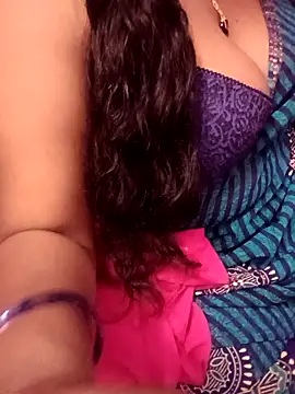 Snapshot of Tamil_Rathi chatting on March 2025 10:07:02 PM Tamil Rathi online show from March 2025 10:07:02 PM