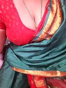 Snapshot of Tamil_Rathi chatting on September 2025 04:31:02 PM Tamil Rathi online show from September 2025 04:31:02 PM