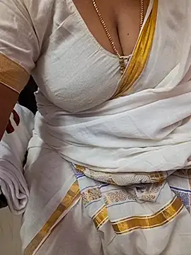 Snapshot of Tamil_Rathi chatting on September 2025 02:48:02 AM Tamil Rathi online show from September 2025 02:48:02 AM