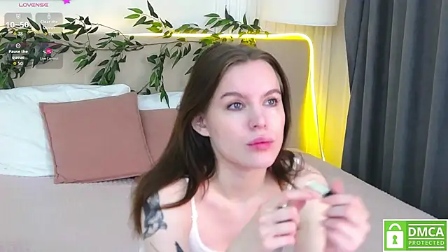 AmaliaBell online show from October 2025 01:06:02 PM