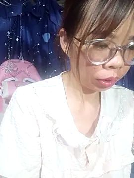Snapshot of __Mai-love19__ chatting on July 2026 01:15:01 PM Mai-love19 online show from July 2026 01:15:01 PM