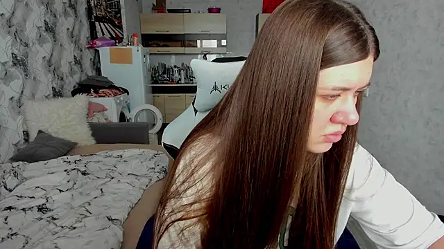 Lis Kollen online show from November 2025 08:14:01 AM