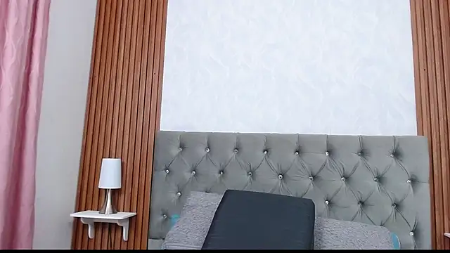 gisellsaenz online show from September 2025 07:14:01 PM