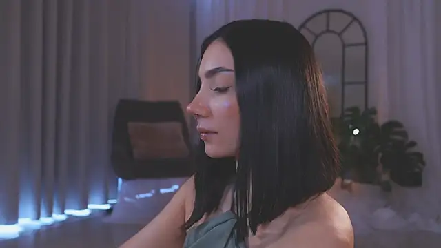 AmyArmstrong online show from November 2025 08:41:01 PM