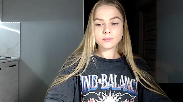 Snapshot of Sunbeam_ chatting on October 2025 08:39:01 PM Sunbeam online show from October 2025 08:39:01 PM