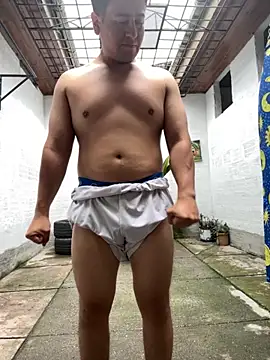 Snapshot of oliver_price1 chatting on October 2025 04:24:02 PM oliver price1 online show from October 2025 04:24:02 PM