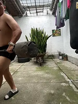 Snapshot of oliver_price1 chatting on October 2025 07:37:02 PM oliver price1 online show from October 2025 07:37:02 PM