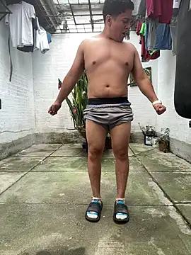 Snapshot of oliver_price1 chatting on December 2025 08:04:02 PM oliver price1 online show from December 2025 08:04:02 PM