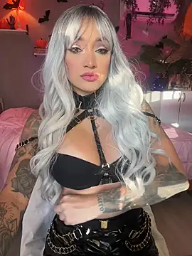 DaniDusan  online show from October 2025 10:03:02 PM