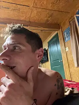 Snapshot of DillPie chatting on December 2025 03:26:02 AM DillPie online show from December 2025 03:26:02 AM