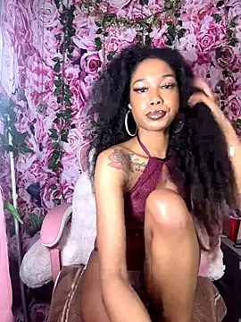 Snapshot of mismialove chatting on November 2025 07:33:02 AM mismialove online show from November 2025 07:33:02 AM