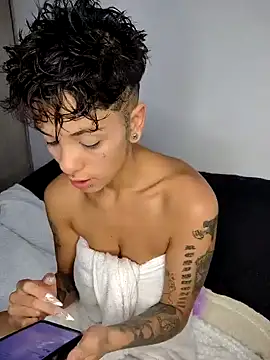 luci fer devil online show from January 2025 02:02:01 AM