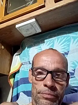 lelandm77 online show from April 2026 12:35:01 AM